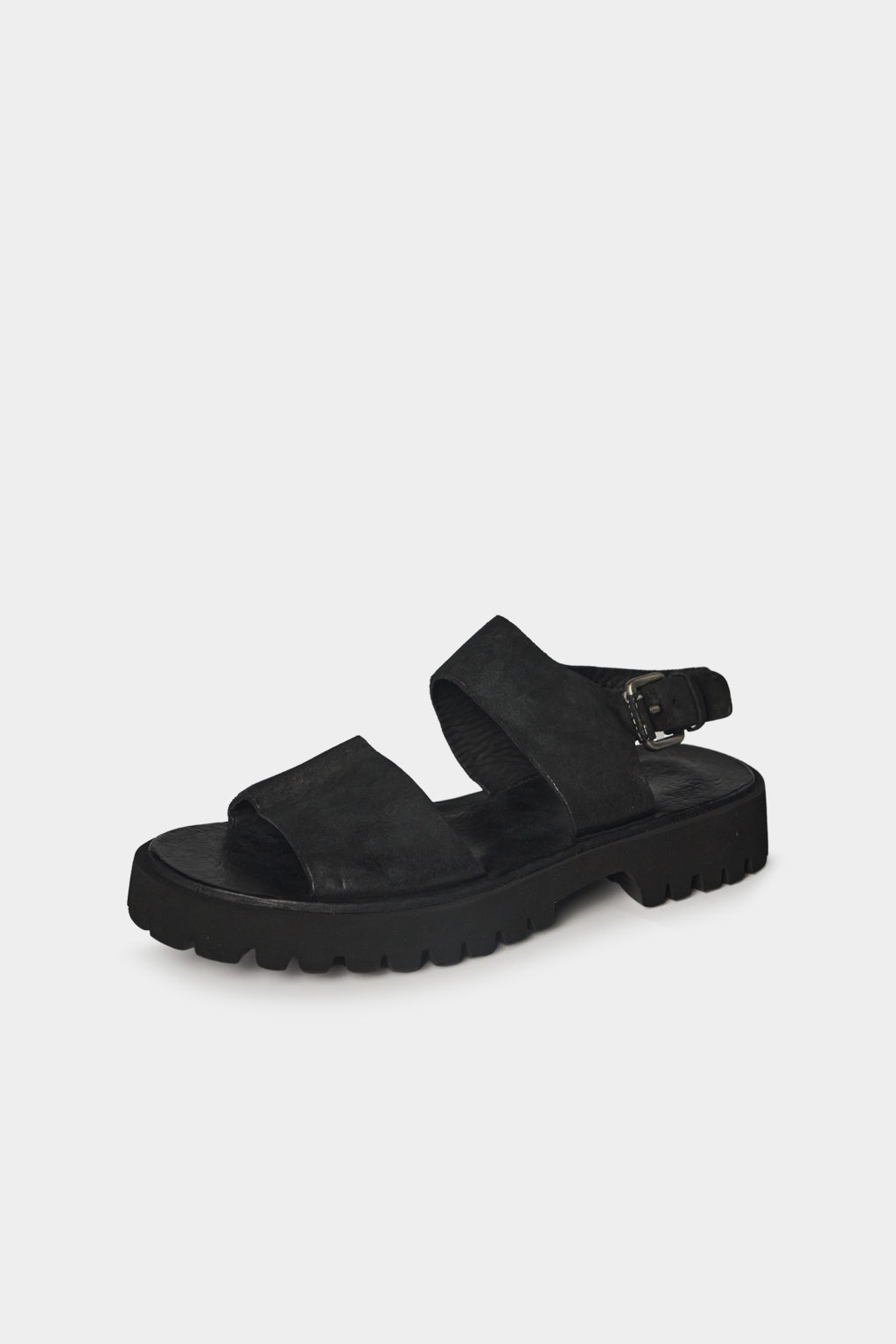 Sandal / Lug — CARBON
