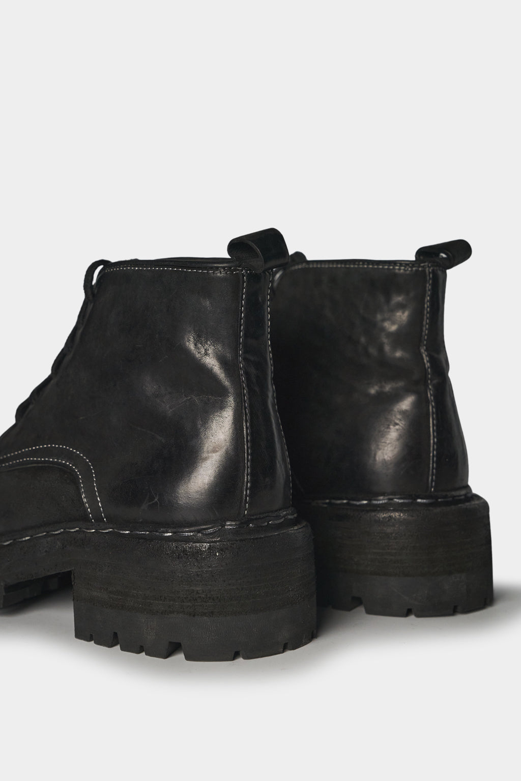 Boot / Contrast Stitch — BASALT