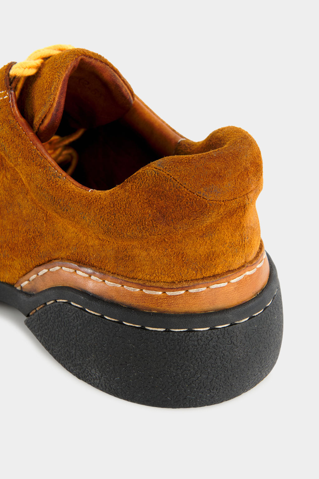 Trainer / Hybrid / All-Terrain — LATERITE