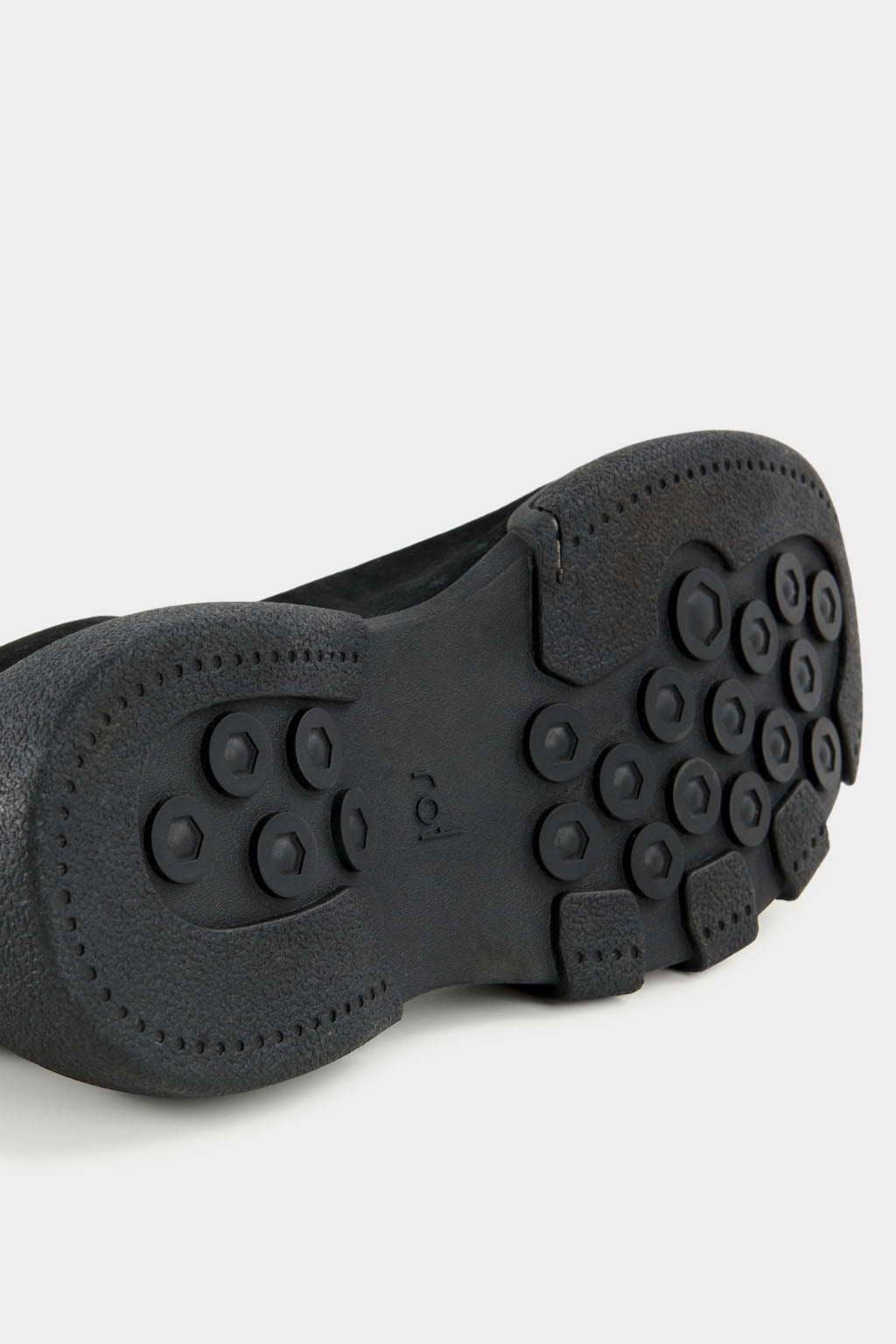 Trainer / Hybrid / Segmented — CHARCOAL