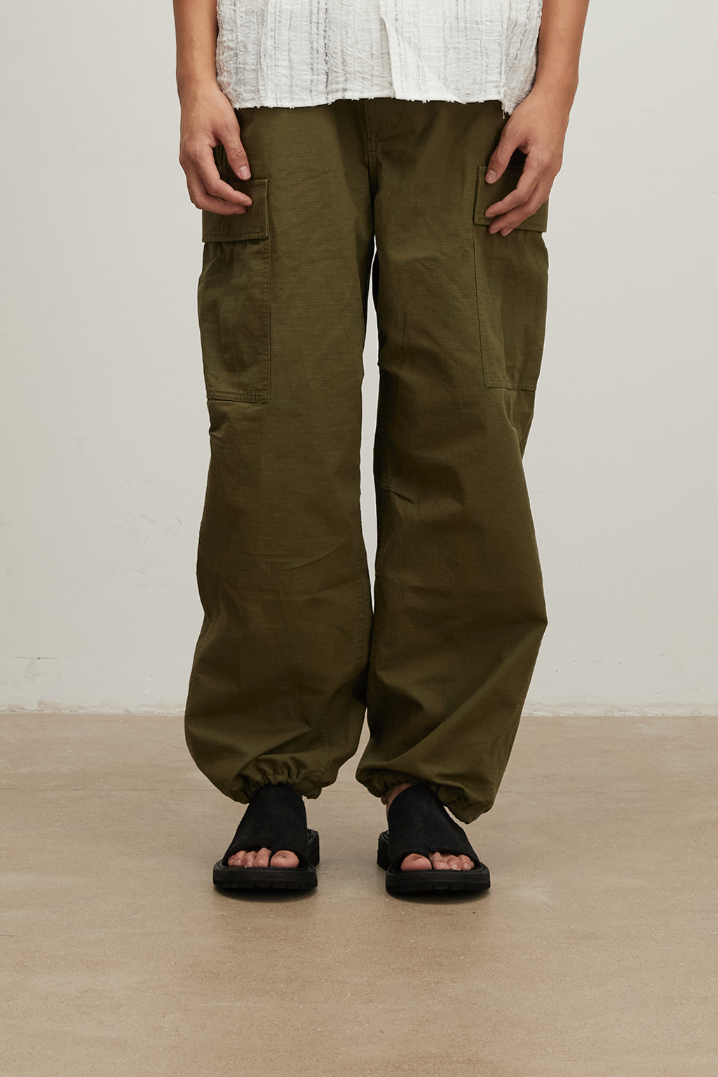 Sandal / Toe Slide—GRAPHITE